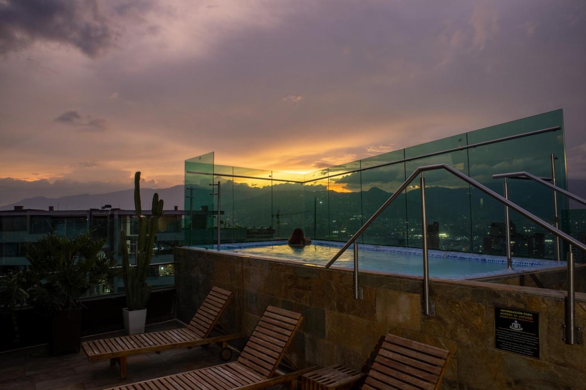 Cafe Hotel Medellin Luaran gambar