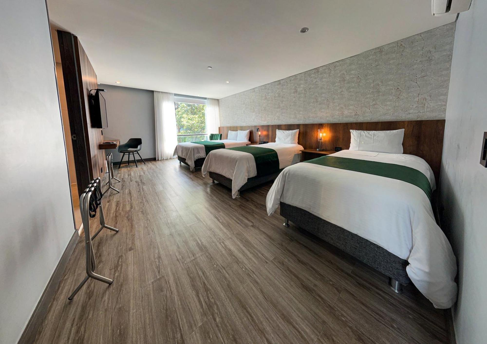 Cafe Hotel Medellin Bilik gambar
