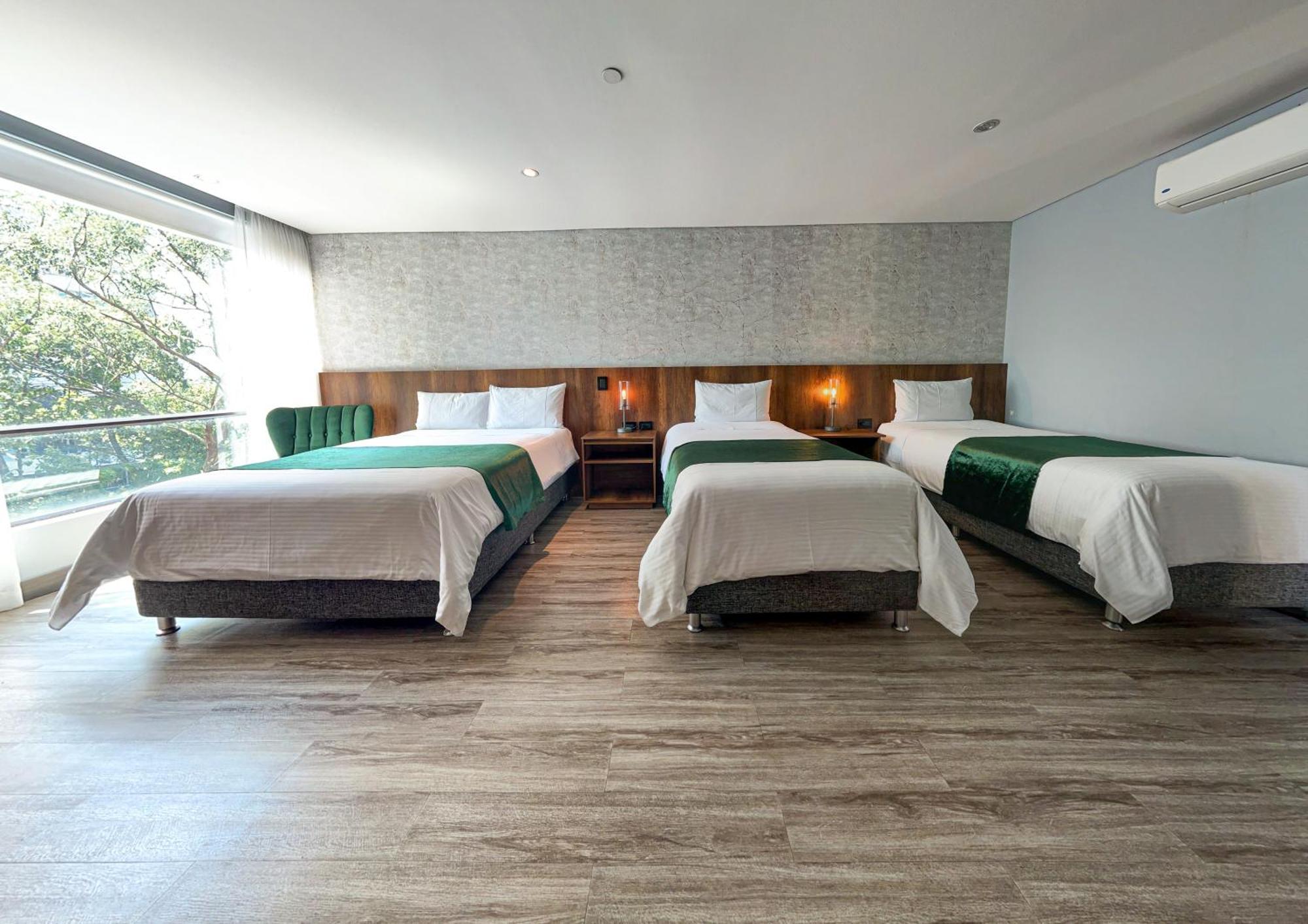 Cafe Hotel Medellin Bilik gambar