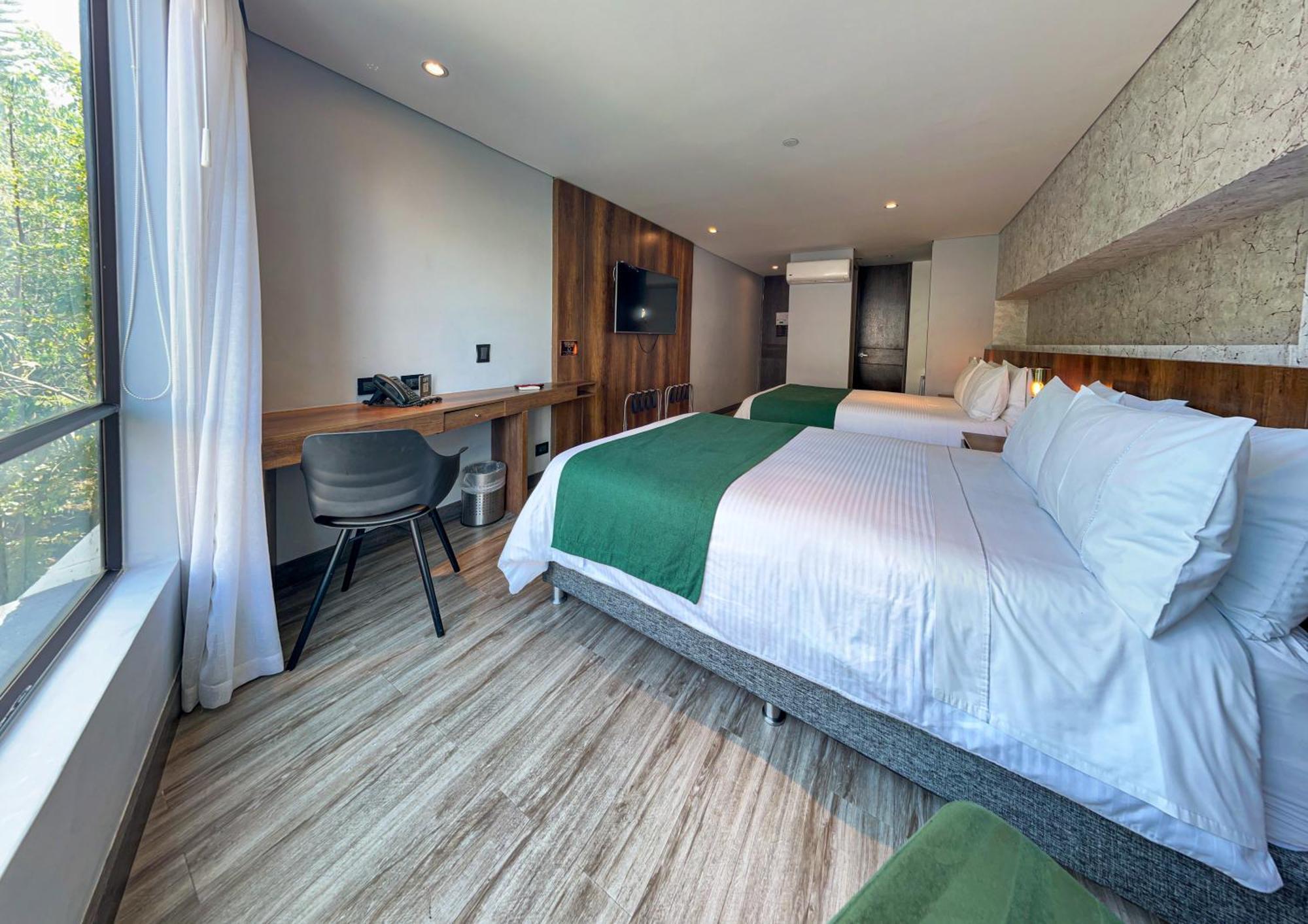 Cafe Hotel Medellin Bilik gambar